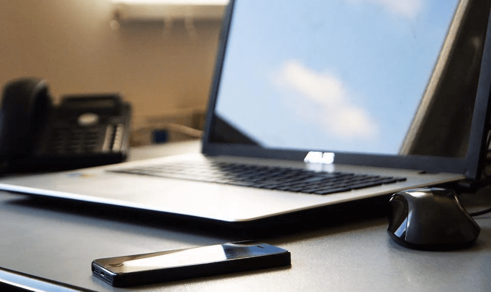 internet, pc e telefono personali per lavorare in smartworking- si può_